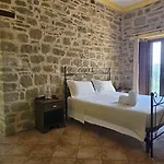 Paschiere By Keyhole Selection * Castelmezzano