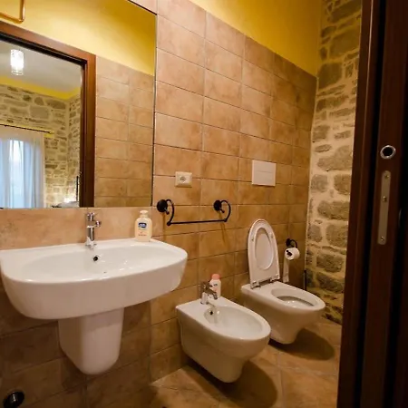 Paschiere By Keyhole Selection 펜션