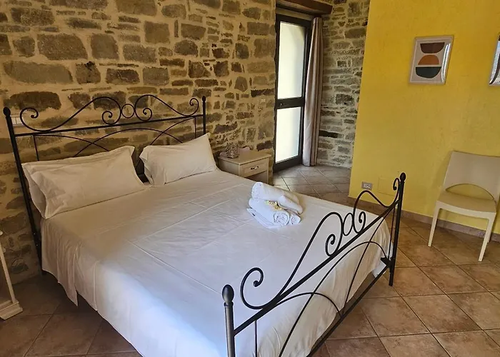 Paschiere By Keyhole Selection Кастельмеццано